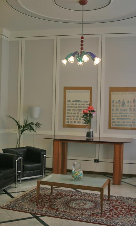 Domus Hotel Alessandria Buitenkant foto