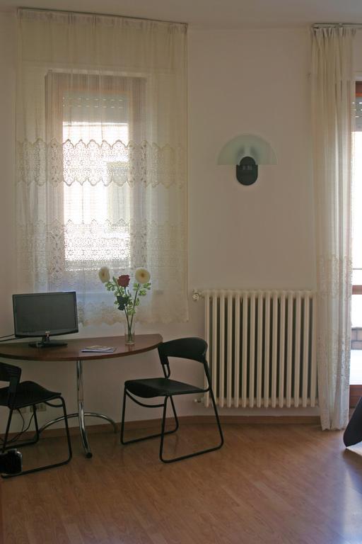 Domus Hotel Alessandria Buitenkant foto