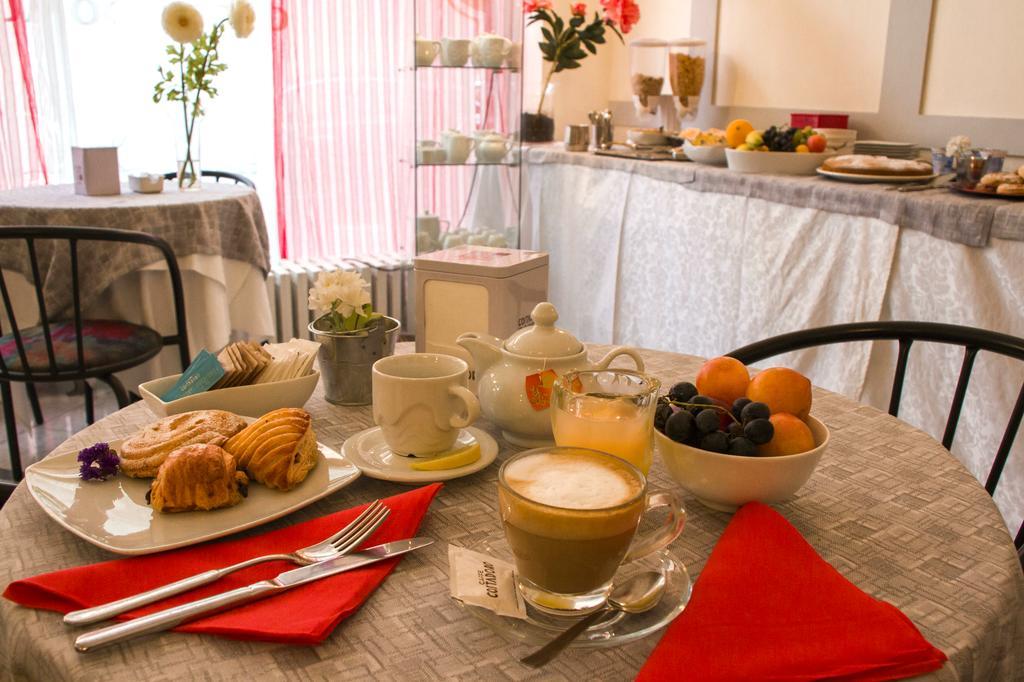 Domus Hotel Alessandria Buitenkant foto