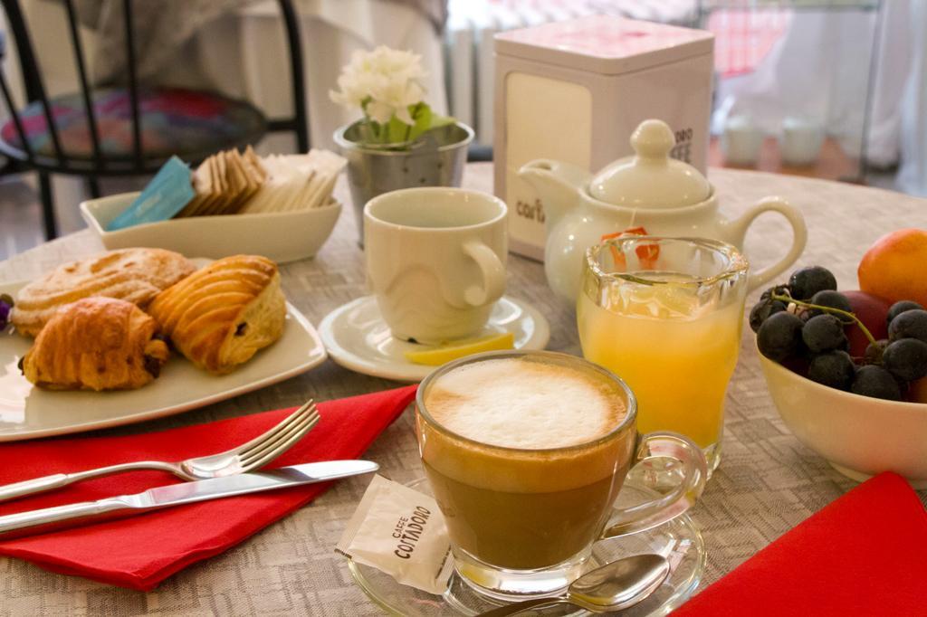 Domus Hotel Alessandria Buitenkant foto